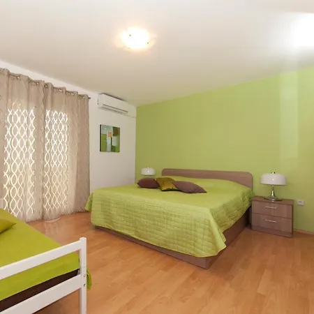Apartament Iva *