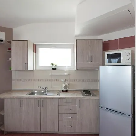 Iva Apartament Tučepi