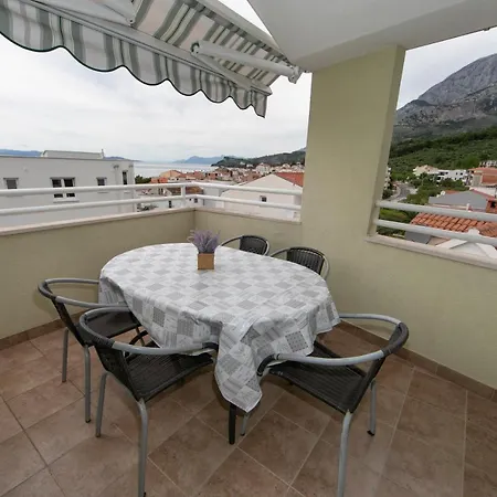 Iva Apartament Tučepi