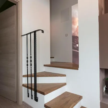 Apartament Iva *