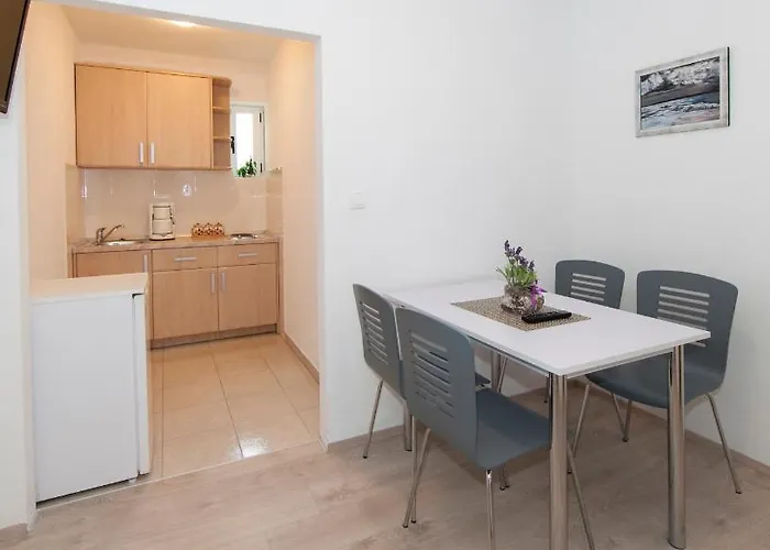 Iva דירה טוצפי