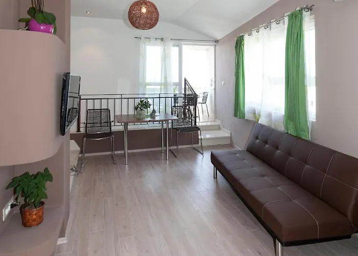 דירה Iva טוצפי