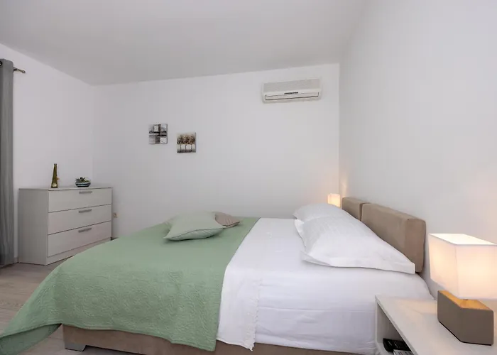 Iva דירה טוצפי